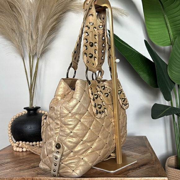 HTF Vintage BETSEY JOHNSON 💛🔐Gold Quilted Leather Padlock Bag - Picture 11 of 16